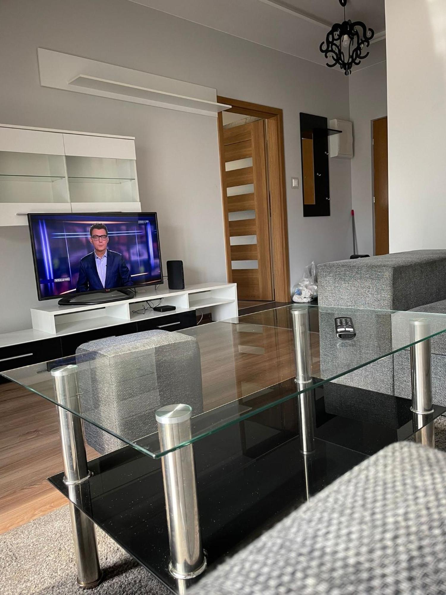 Apartament Laura Z Ogrodkiem Kielce Luaran gambar